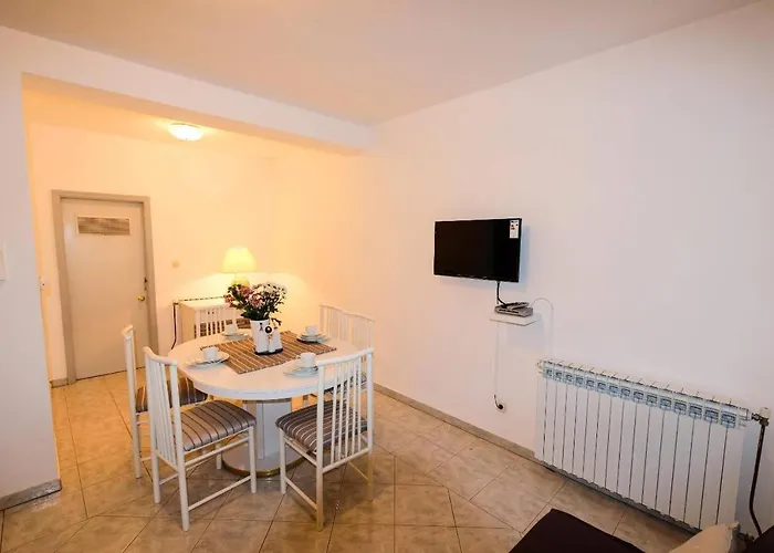 With A Parking Space - 15814 Apartment Pula