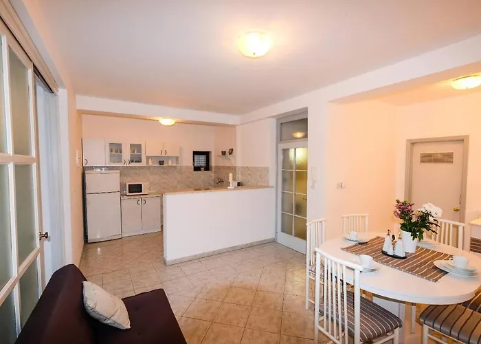 Apartment With A Parking Space - 15814