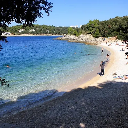 With A Parking Space - 15814 *