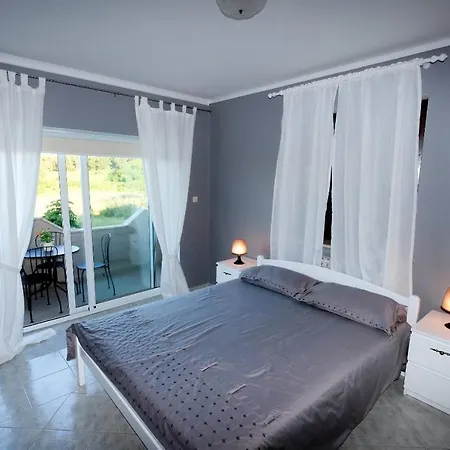 With A Parking Space - 15814 * Пула